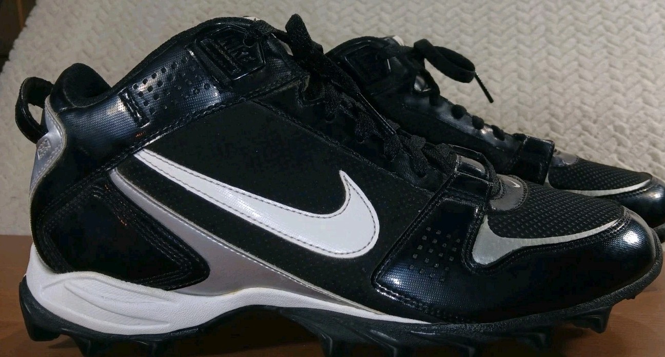 Nike Land Shark Football Cleats Men’s Sz 11.5 – 396231-011 Black White Silver EC