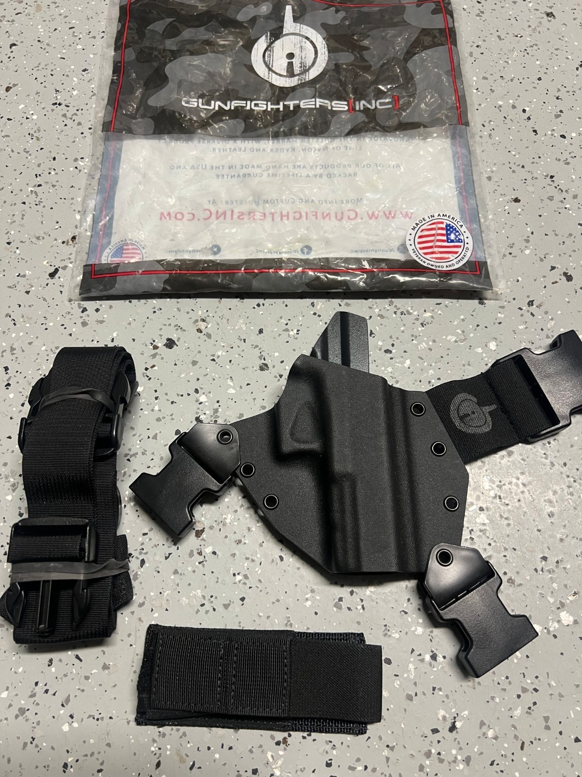 Gunfighters Inc Kenai Kydex Chest Holster Glock 20/21/40 RH w/ Mag Pouch – NEW