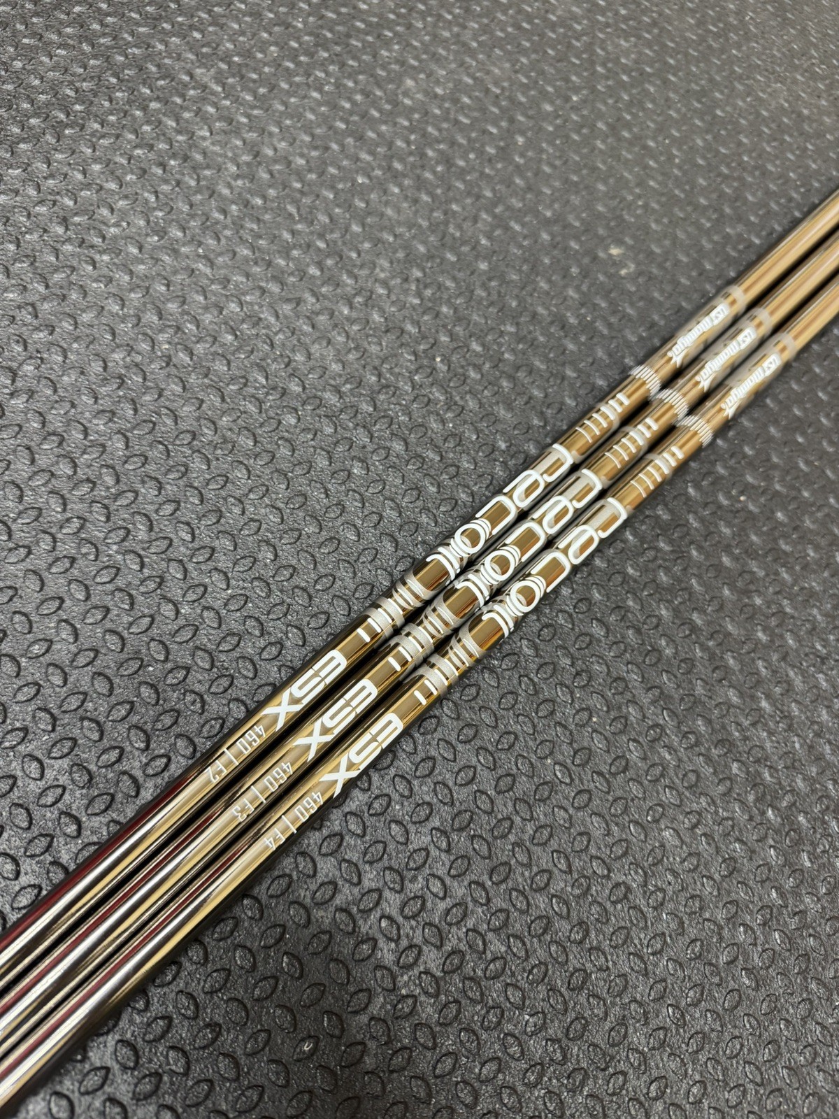 NEW UST Mamiya Recoil ESX 460 Iron Shafts (F2, F3, and F4) .370″ – Choose Qty.