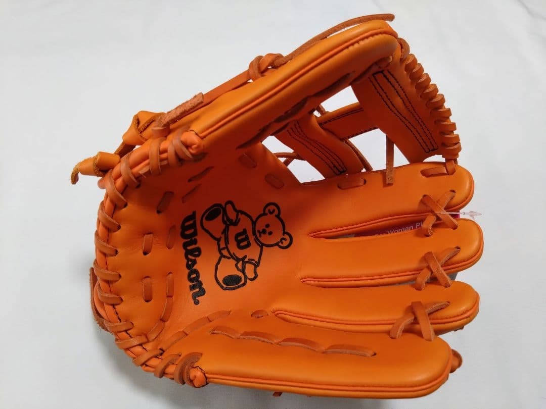 Wilson WBW100713 11.5inches Infield Glove Right Hand Throw For women’s softball