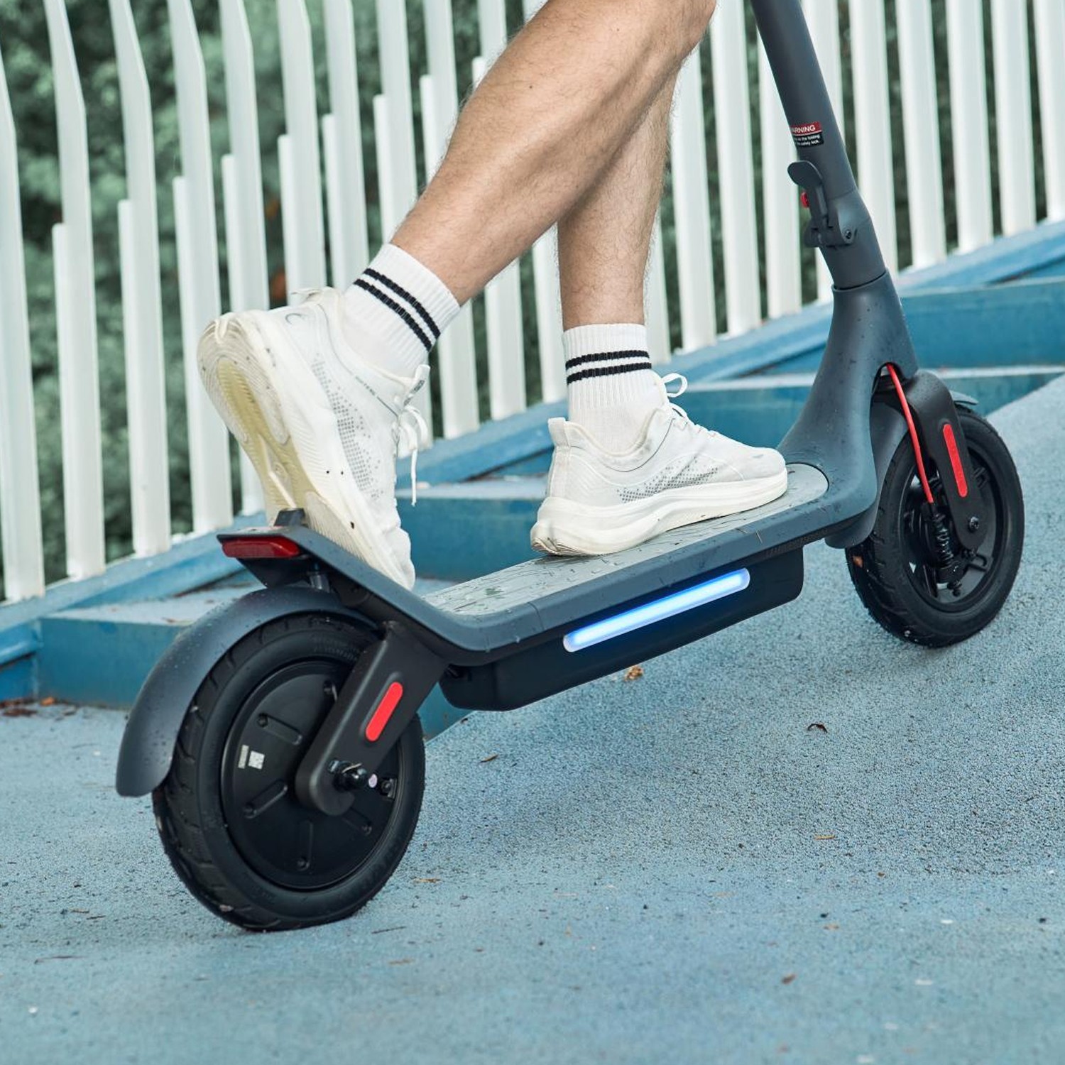 Electric Scooter for Adults 500W Motor 31miles Long Range Commuting E-Scooter