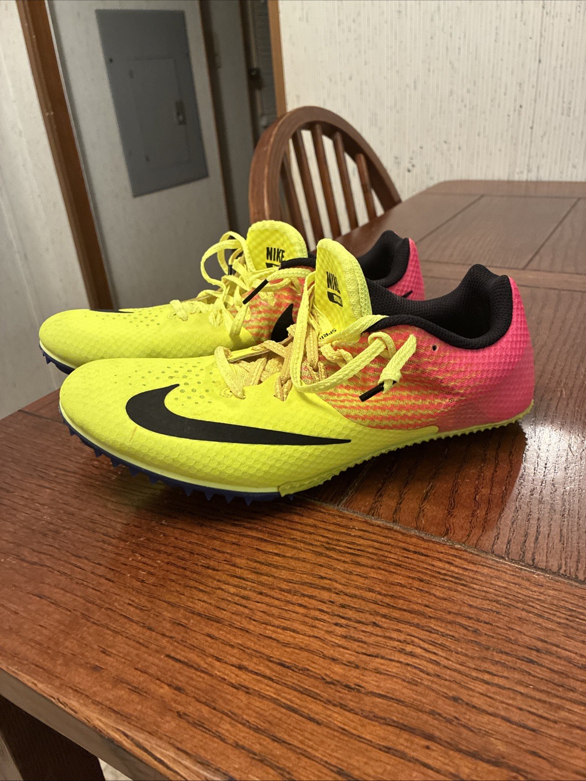 Nike Zoom Rival S Athletic Shoes Men’s 9 Pink Yellow Track Running 806554-999