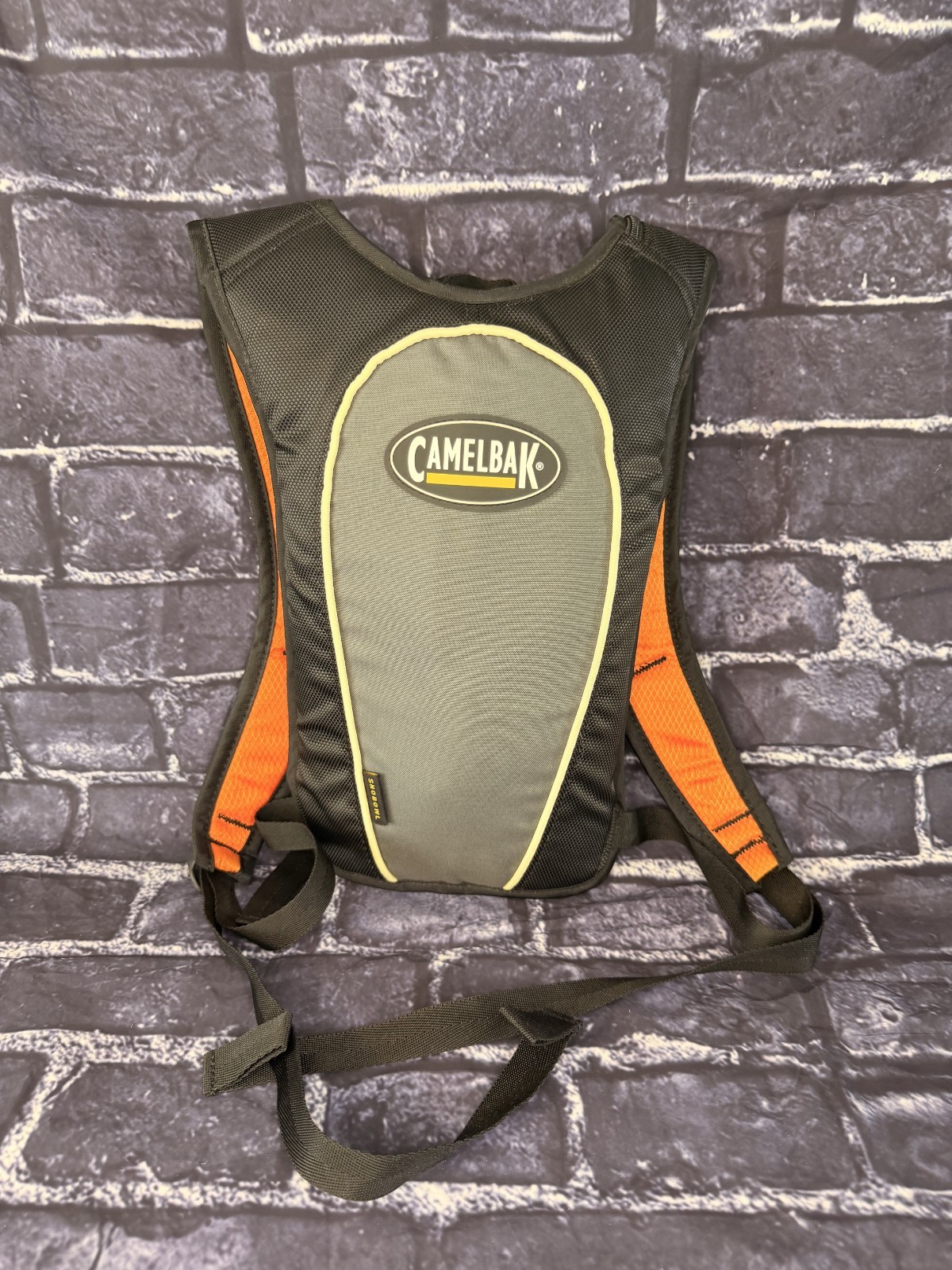 CamelBack Hydration Pack Backpack Water Reservoir Hiking Cycling Running New