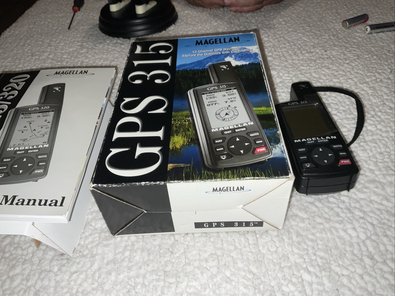 Magellan Marine/Outdoor Handheld NAV GPS 315/320 EUC In Box With Manual TESTED