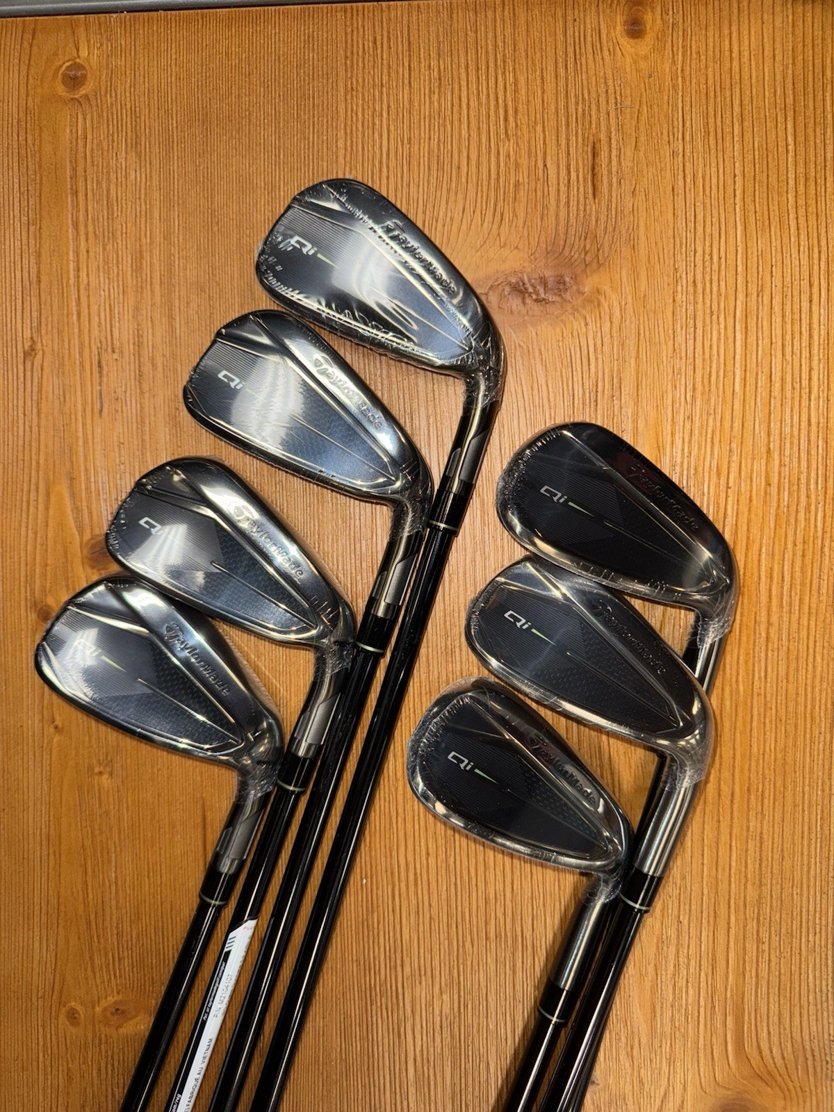 TaylorMade Qi Gun Metal Irons New 2025 – 5-PW+AW Graphite Regular Flex