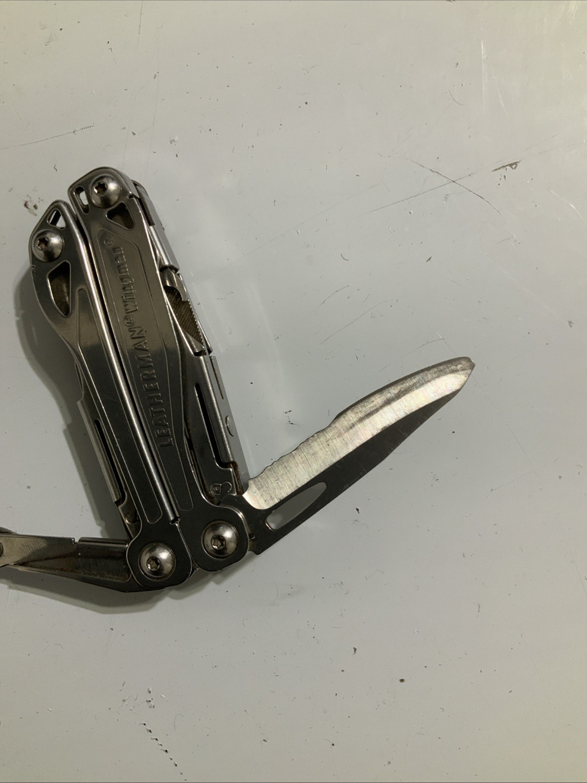 Leatherman Wingman stainless Steel Multi tool with Pocket Clip
