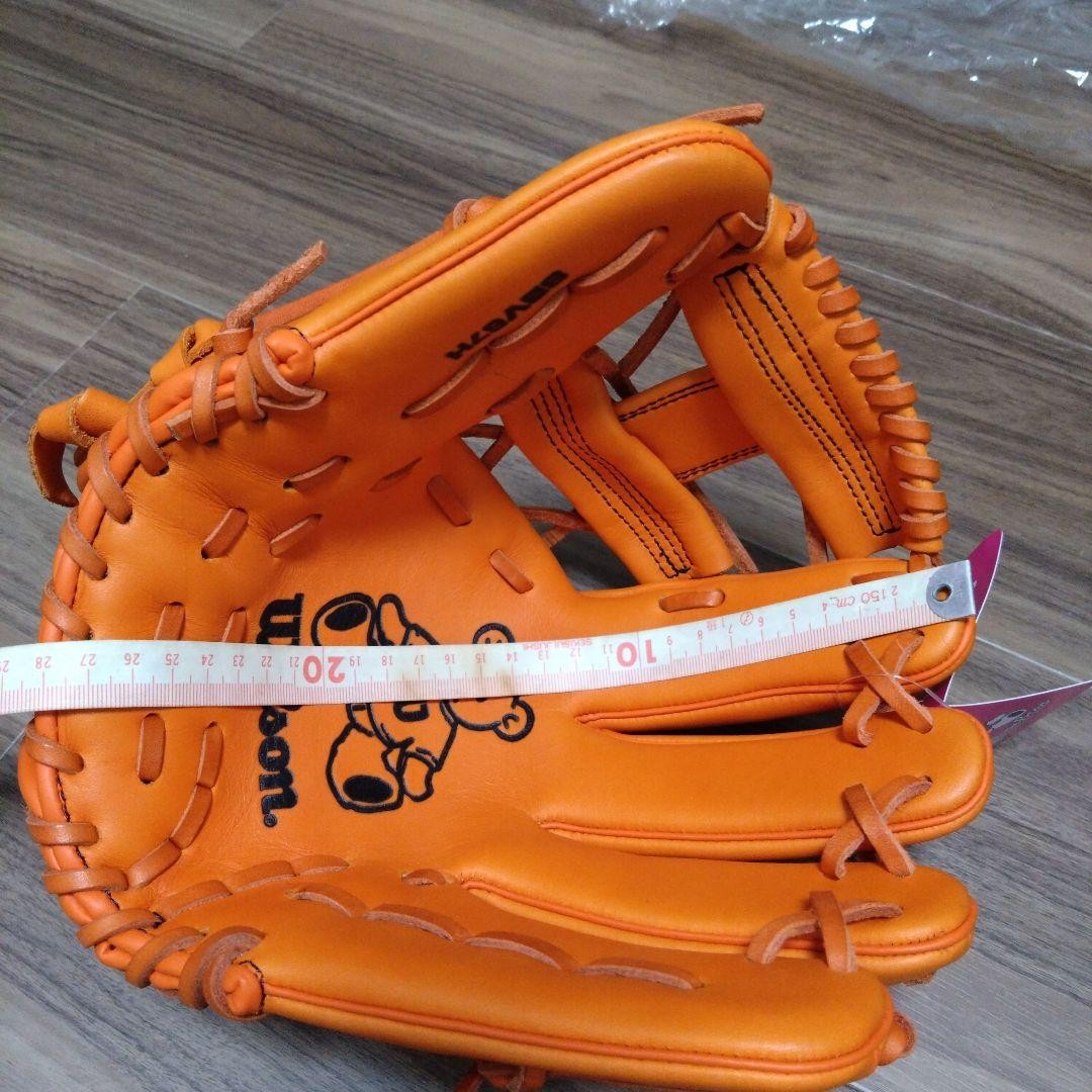 Wilson WBW100713 11.5inches Infield Glove Right Hand Throw For women’s softball